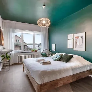 Ruim, Rustgevend Glv App Met Warme Kleuraccenten Middelkerke